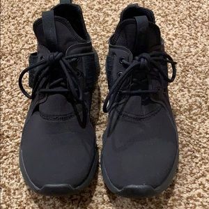 Reebok guresu black size 8